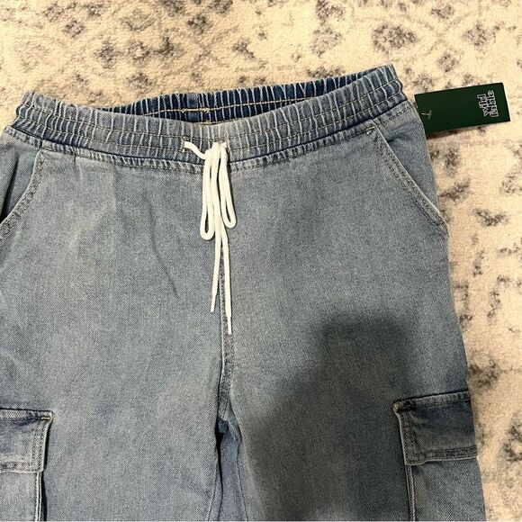NWT Wild Fable Light Wash High-Rise Jogger Jeans Size Small - Picture 5 of 8
